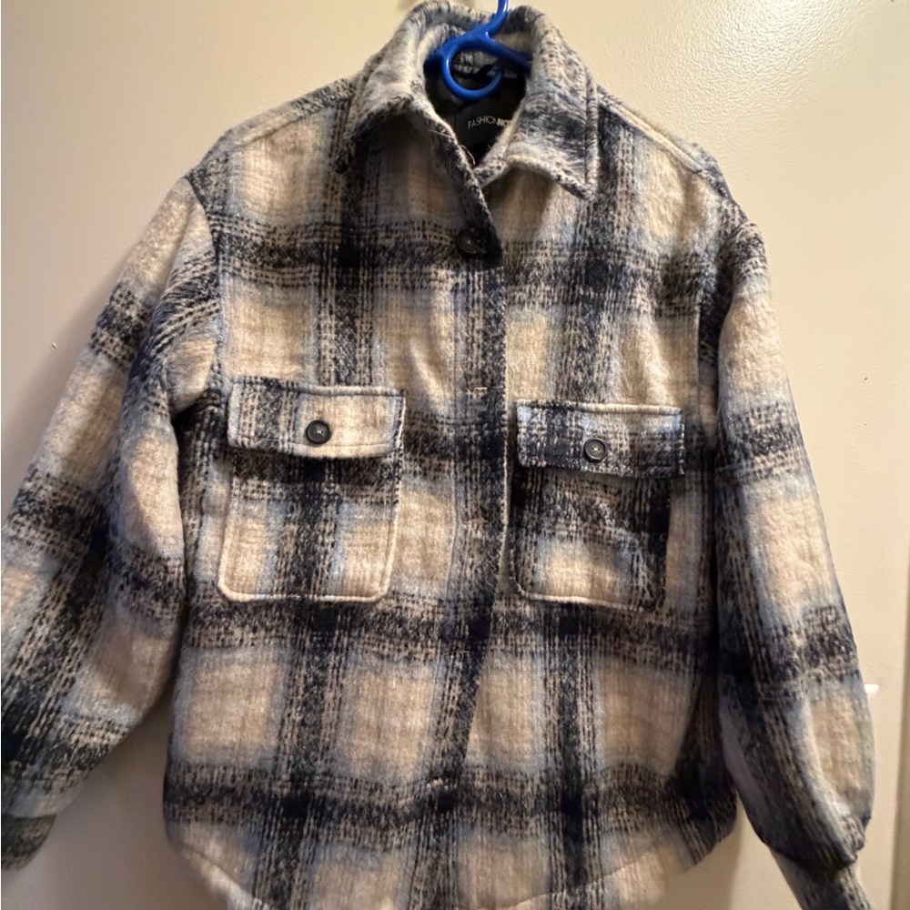 Fashion Nova Women's Plaid Jacket - Navy and Cream